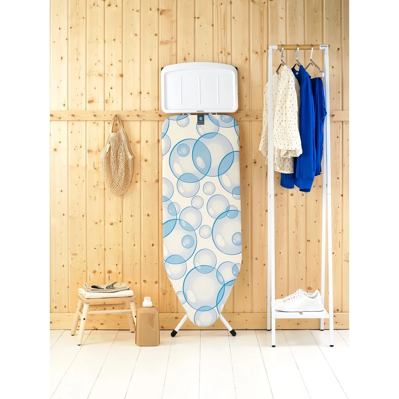 Маса за гладене Brabantia C 124x45cm с поставка за парогенератор, PerfectFlow Bubbles